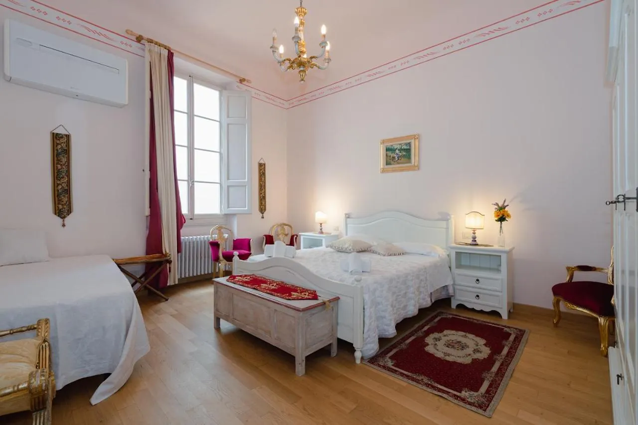 Ghibellina Elegant Apartment With 4 Bedrooms Firenze Italien