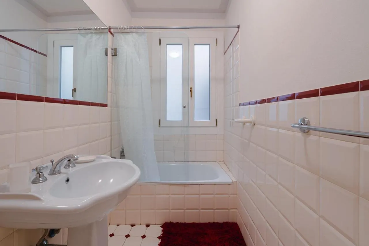 Ghibellina Elegant Apartment With 4 Bedrooms Florence