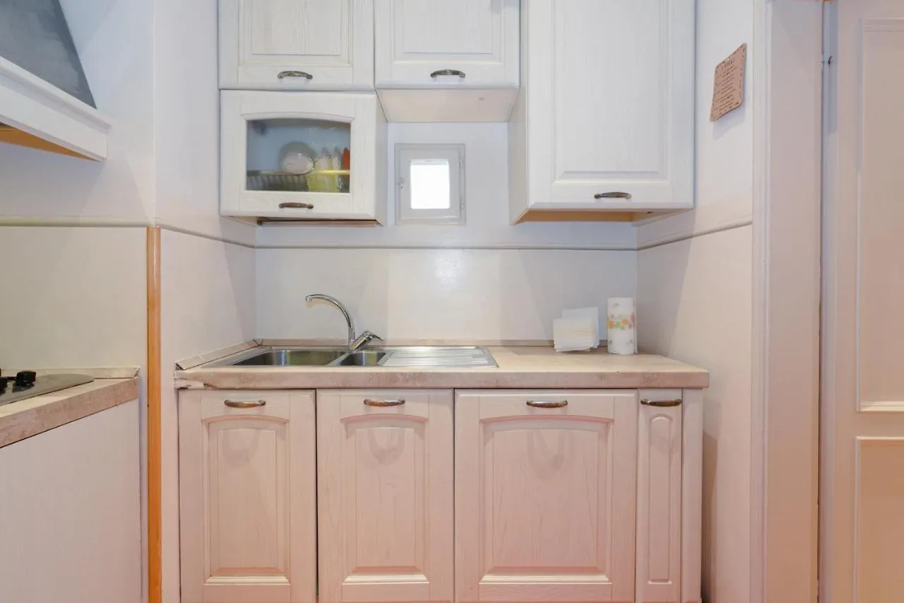 Ghibellina Elegant Apartment With 4 Bedrooms Florence