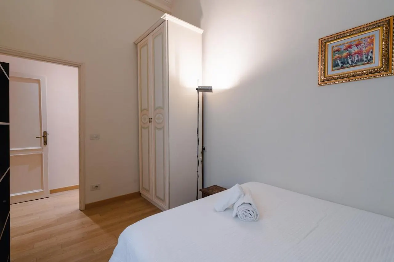 Ghibellina Elegant Apartment With 4 Bedrooms Florence