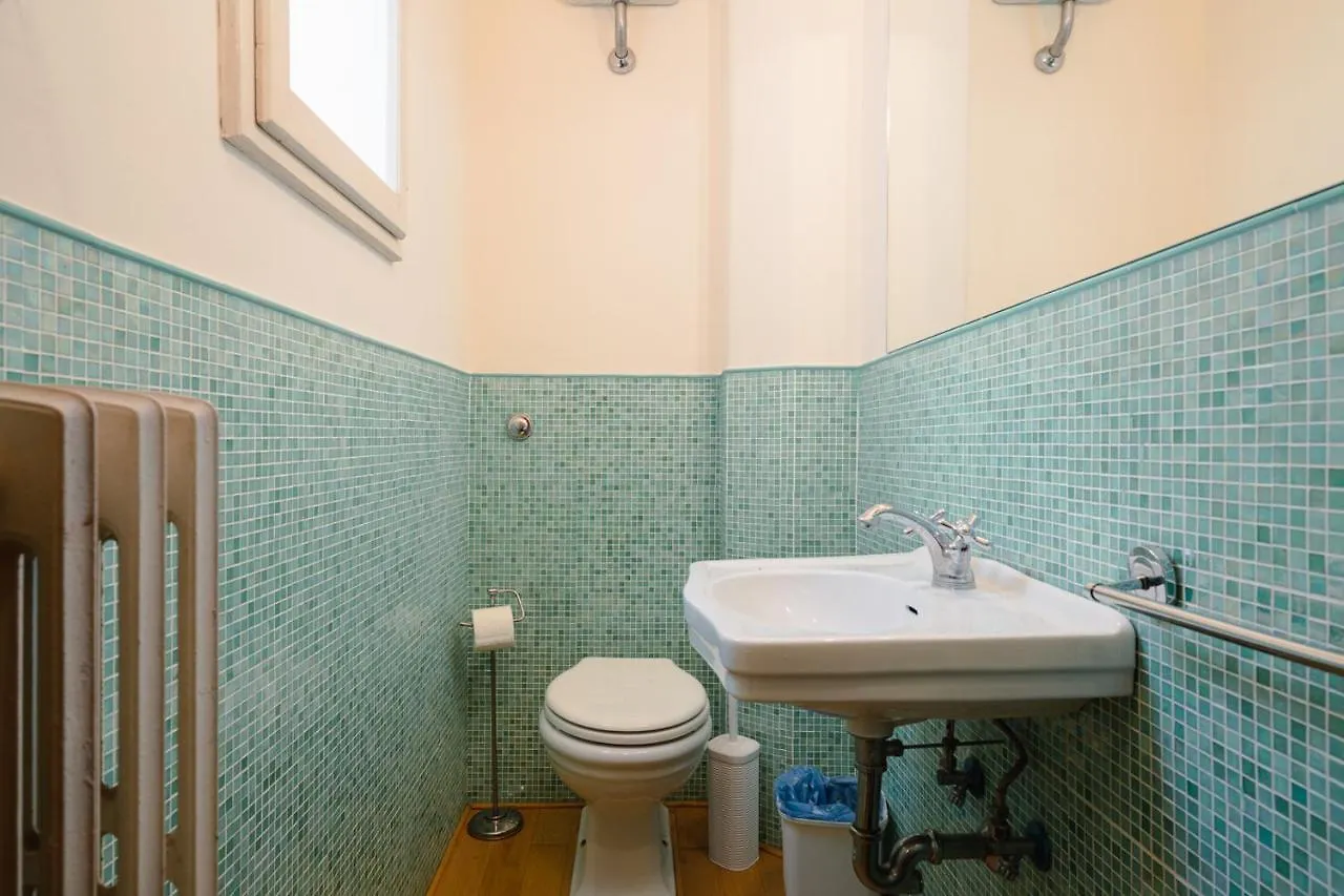 Ghibellina Elegant Apartment With 4 Bedrooms Florence Italy