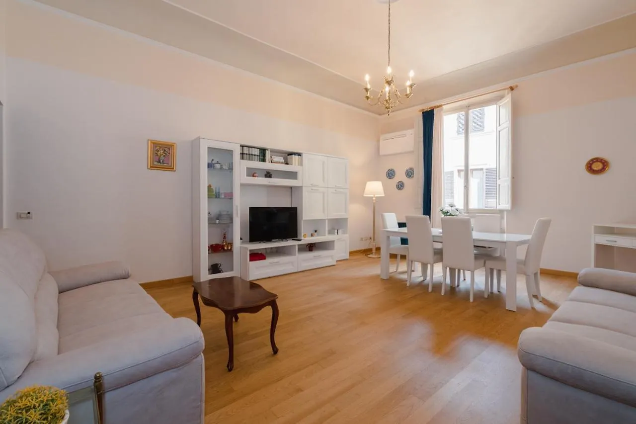 Ghibellina Elegant Apartment With 4 Bedrooms Florence 0*,