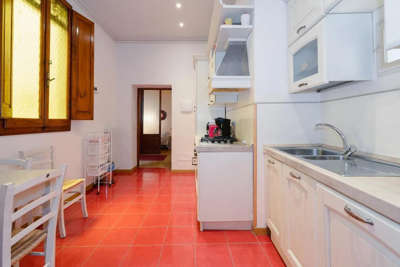 Ghibellina Elegant Apartment With 4 Bedrooms Florence Italy