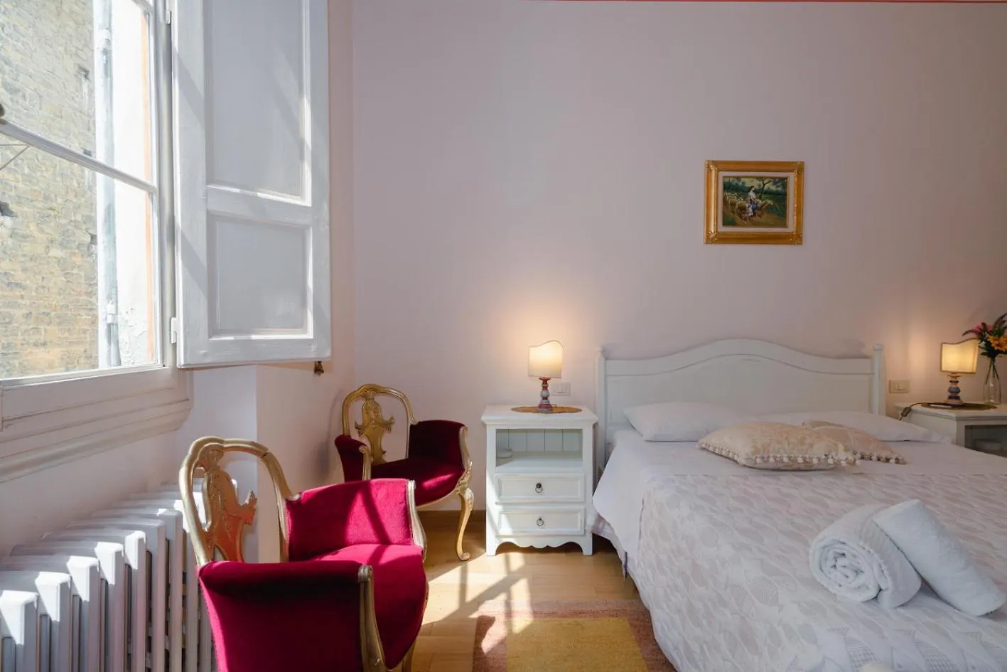 Ghibellina Elegant Apartment With 4 Bedrooms Florence